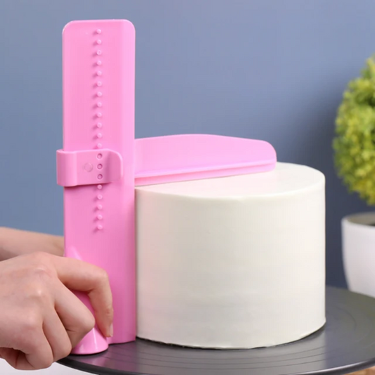 Adjustable Cake Scraper